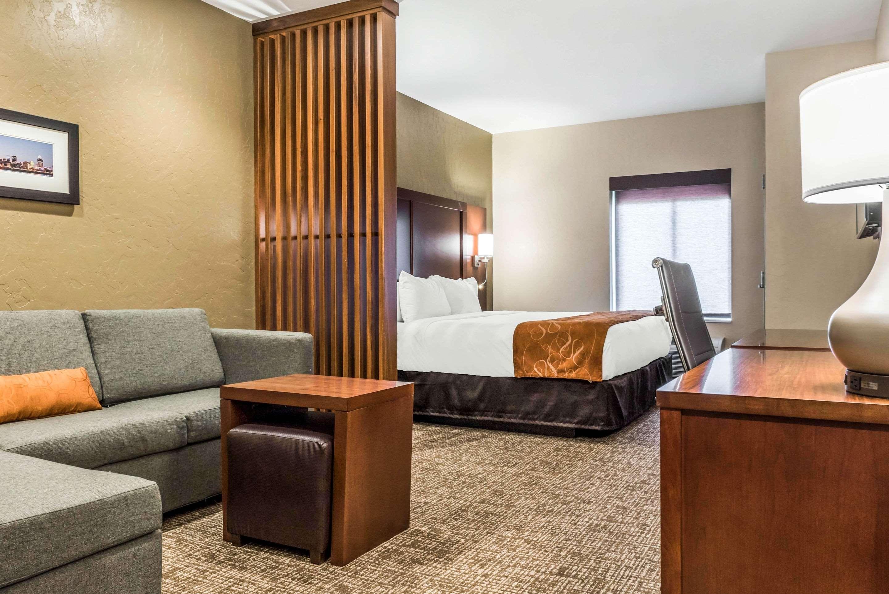 Comfort Suites Florence - Cincinnati South Ngoại thất bức ảnh