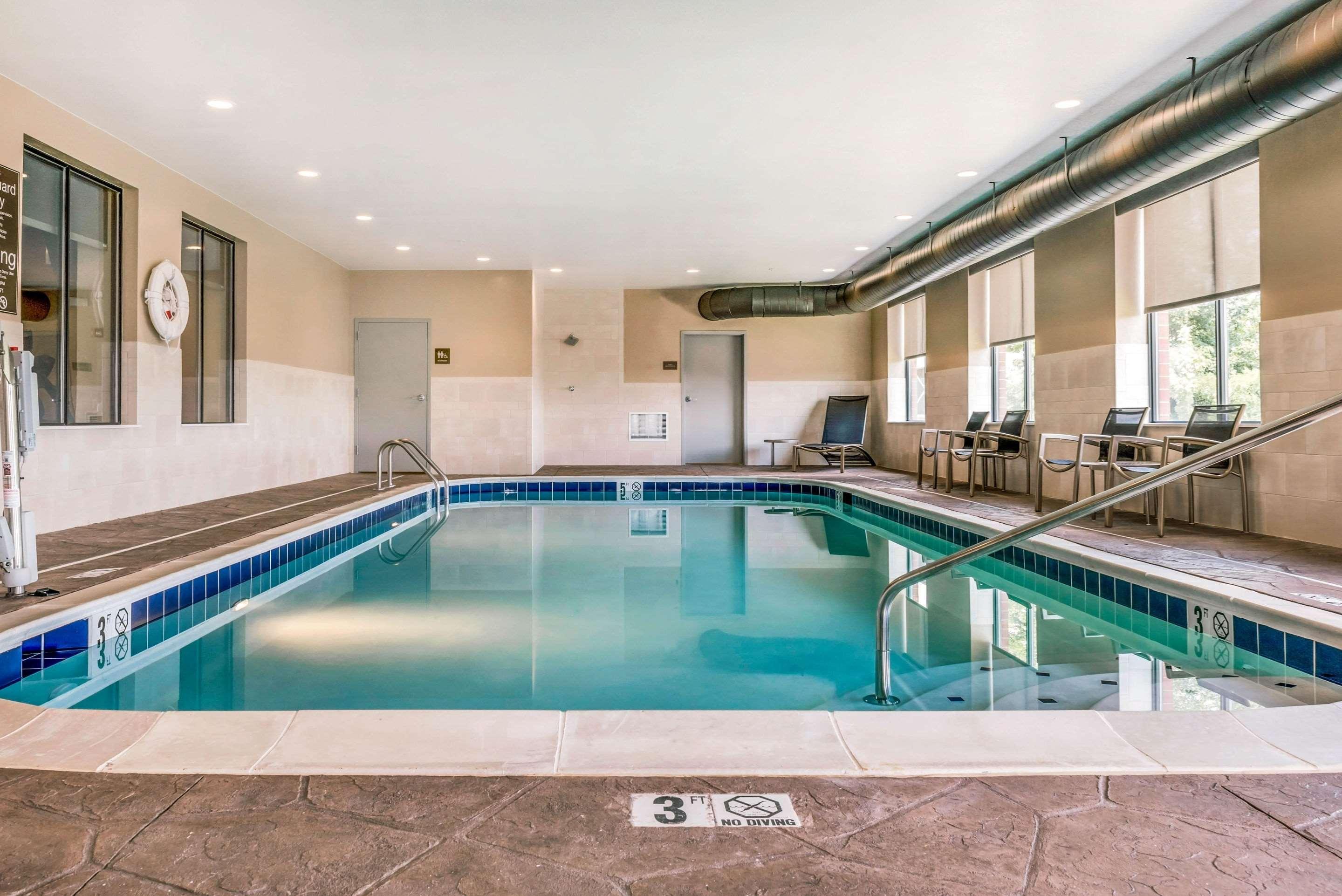 Comfort Suites Florence - Cincinnati South Ngoại thất bức ảnh